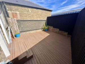 Roof Terrace- click for photo gallery